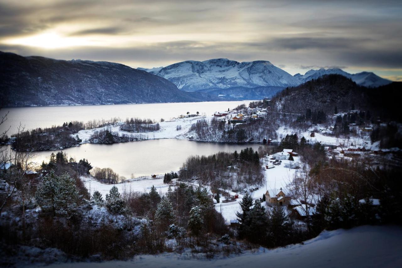 Storfjord Hotel Skodje Exteriör bild